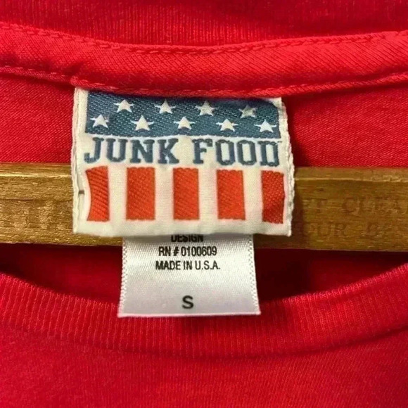 Vintage Style New England Patriots  T-Shirt Made in the USA 100% Cotton Football - Picture 6 of 7